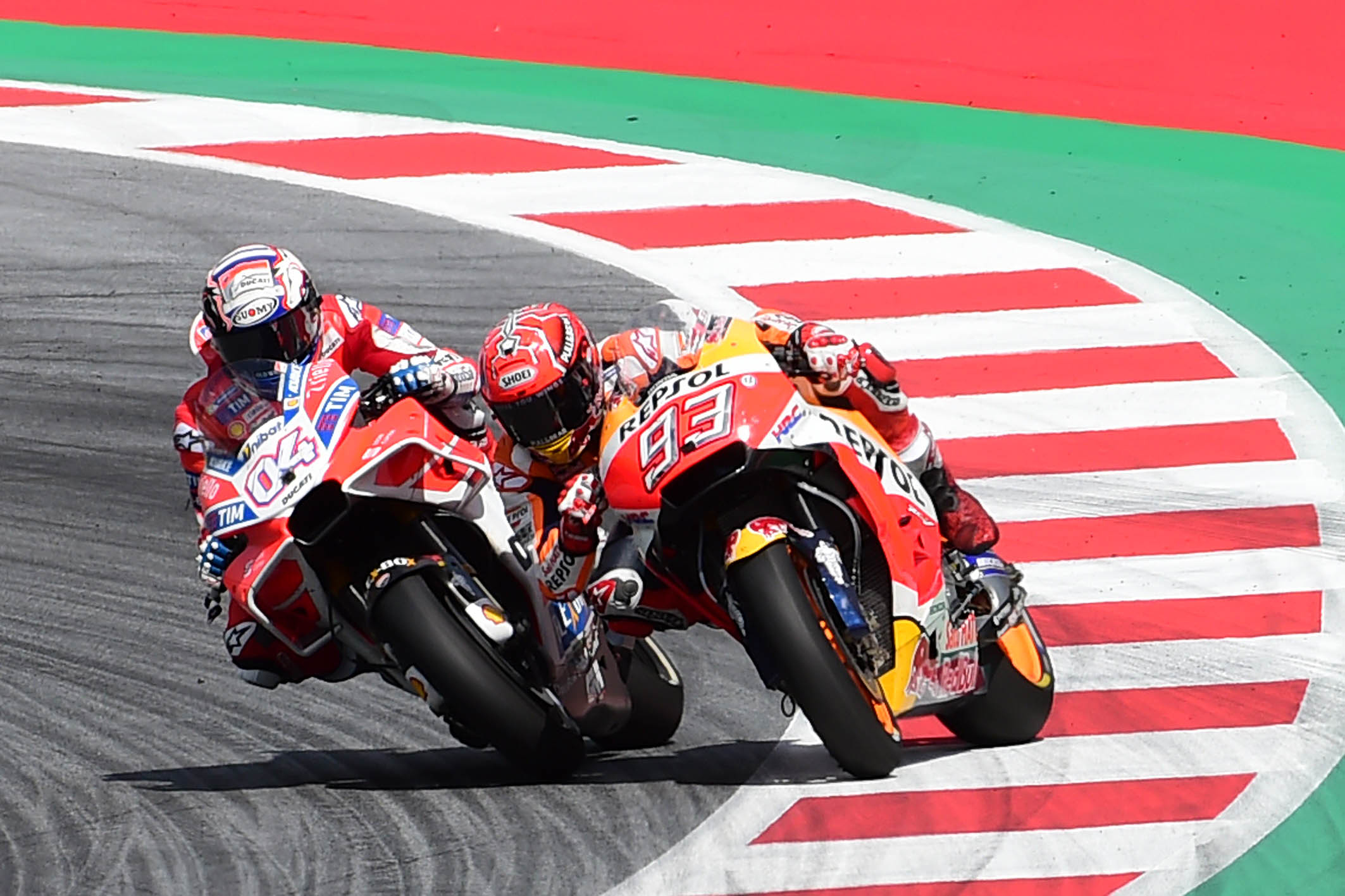 Al Mugello quote tricolori. Dovizioso favorito, Rossi è da riscatto